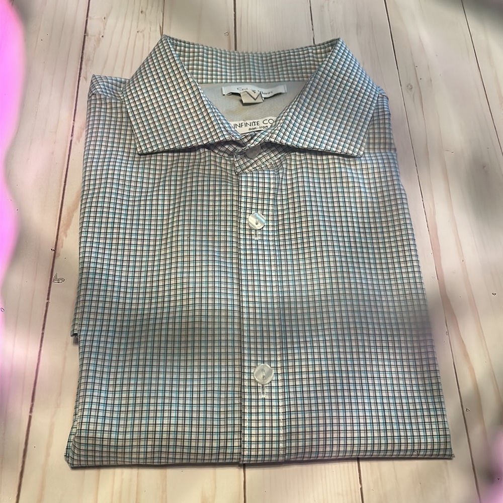 Calvin Klein. Size M - Picture 13 of 16